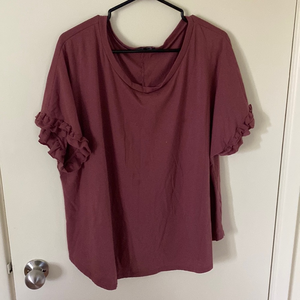 ✨3/$10   Nice Light Top for Summer